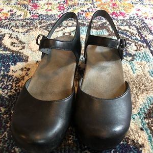 Dansko Mary Janes NWOT